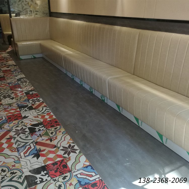 茶餐廳靠墻卡座沙發(fā)，定制餐廳皮革沙發(fā)，餐廳
